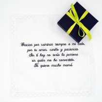 Pañuelo bordado madre gracias por caminar siempre a mi lado