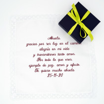 Pañuelo bordado blanco con puntilla abuela luz paz amor afecto querer pañuelo bordado