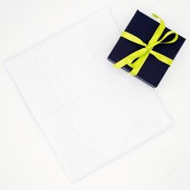 Pañuelo blanco caballero con caja de regalo